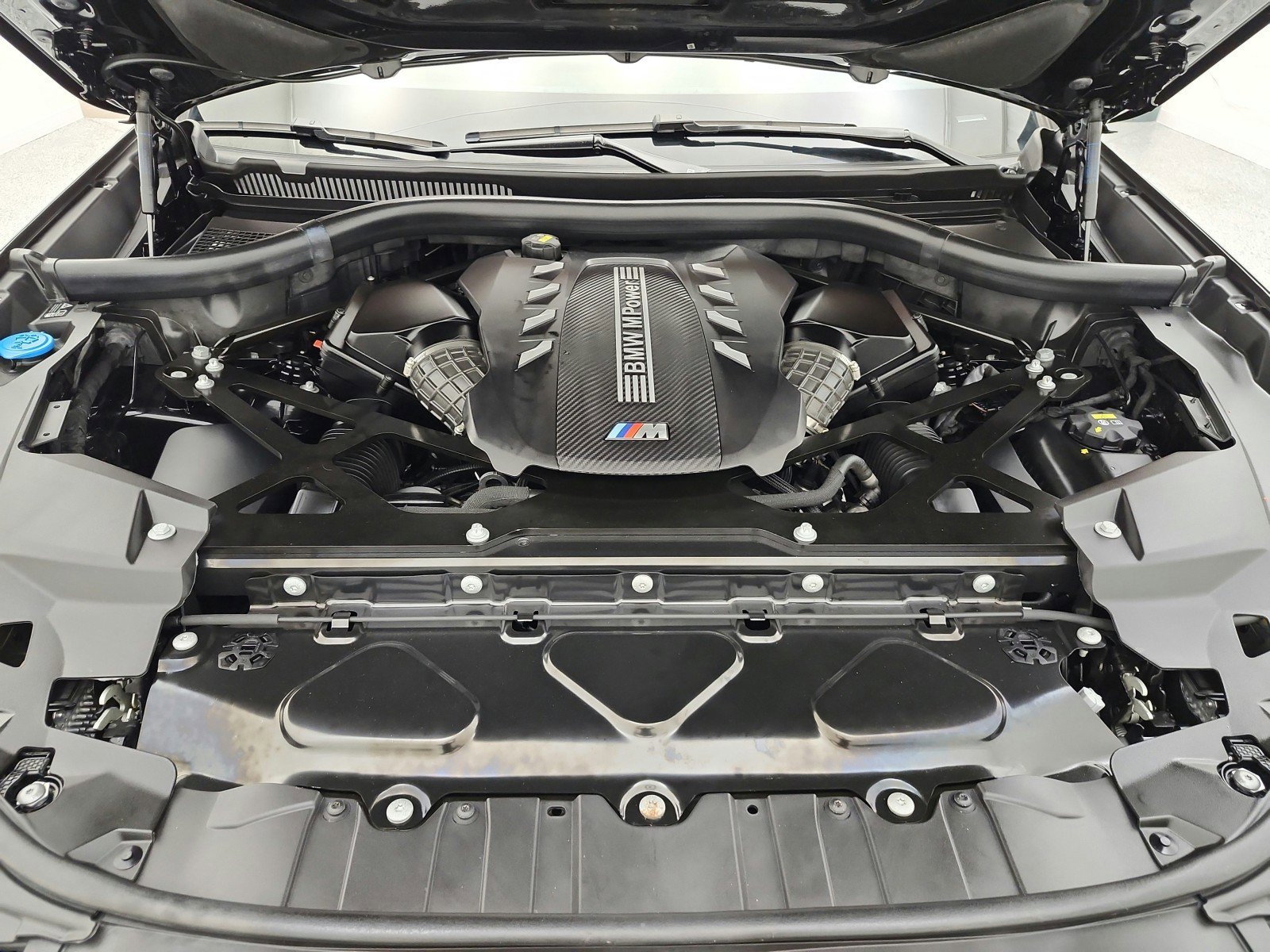 Used 2023 BMW X6 M w/ Executive Package AWD/4WD image 17