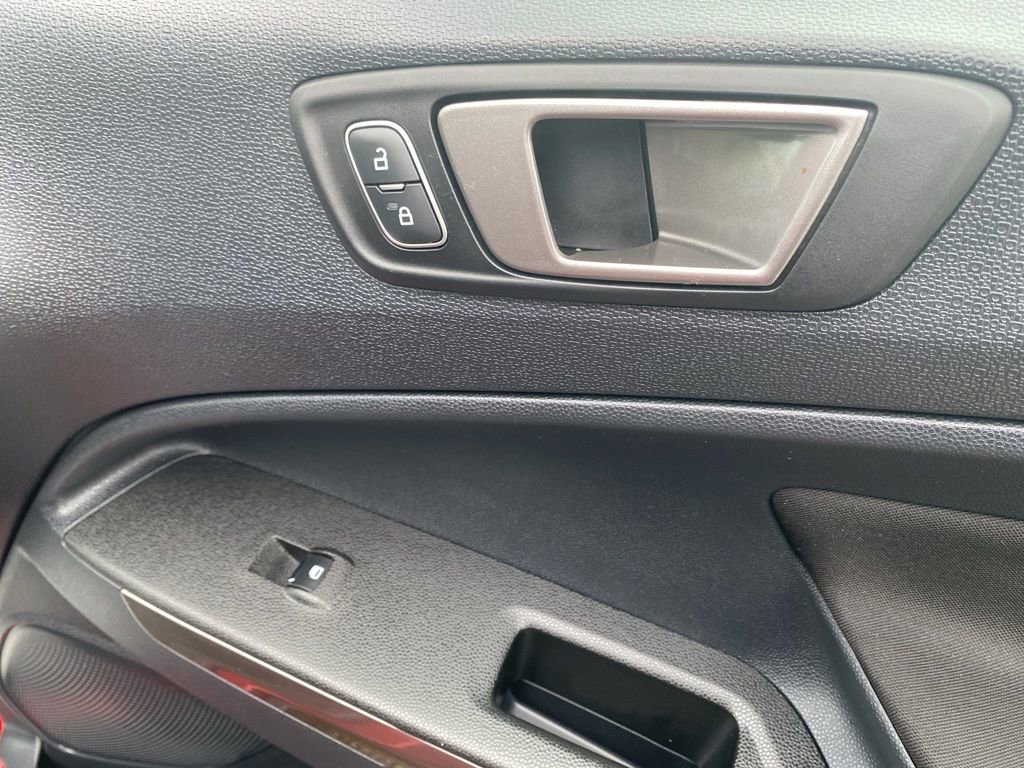 Used 2020 Ford EcoSport SE image 11