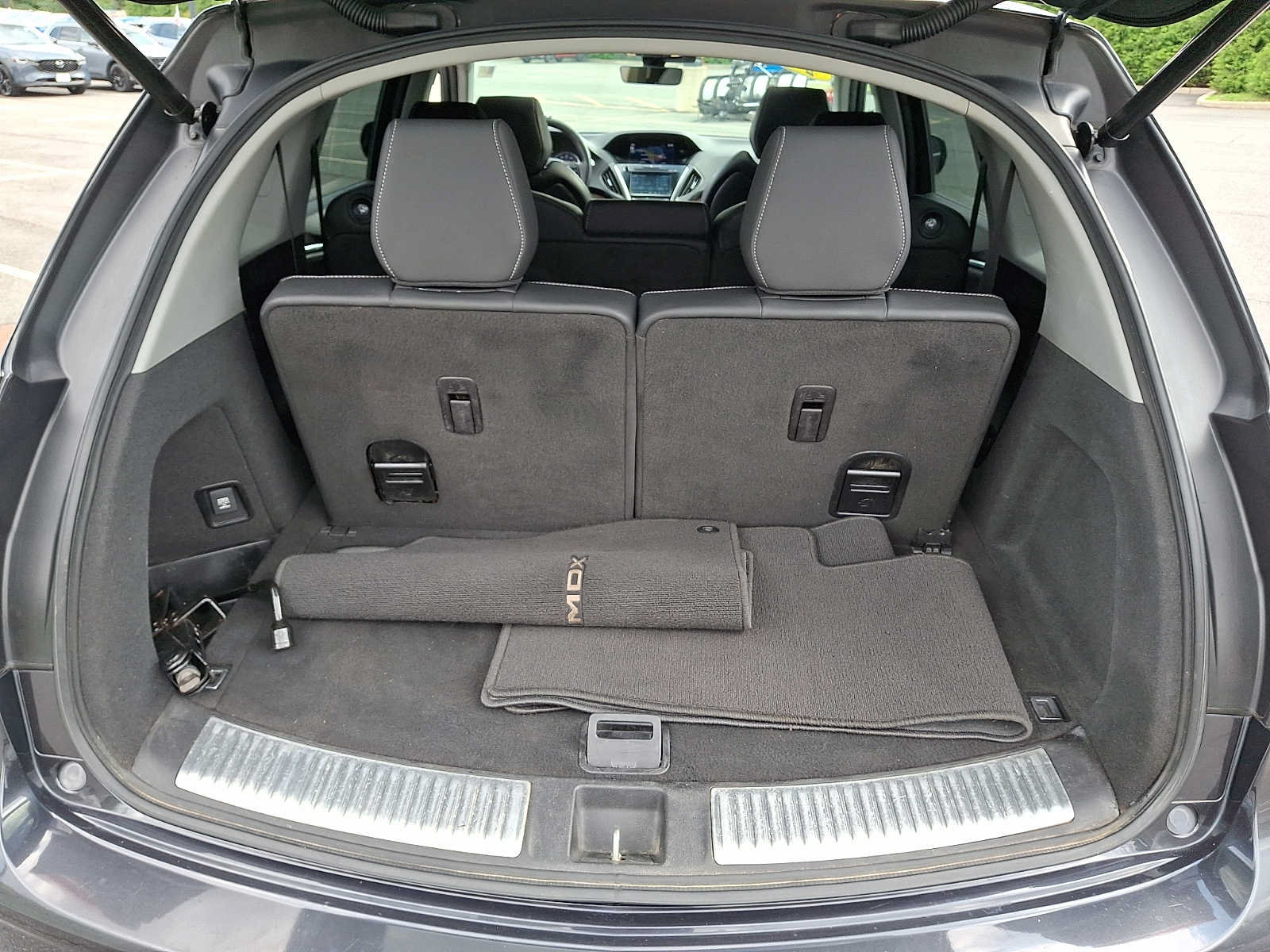 Used 2020 Acura MDX w/ Technology Package AWD/4WD image 30