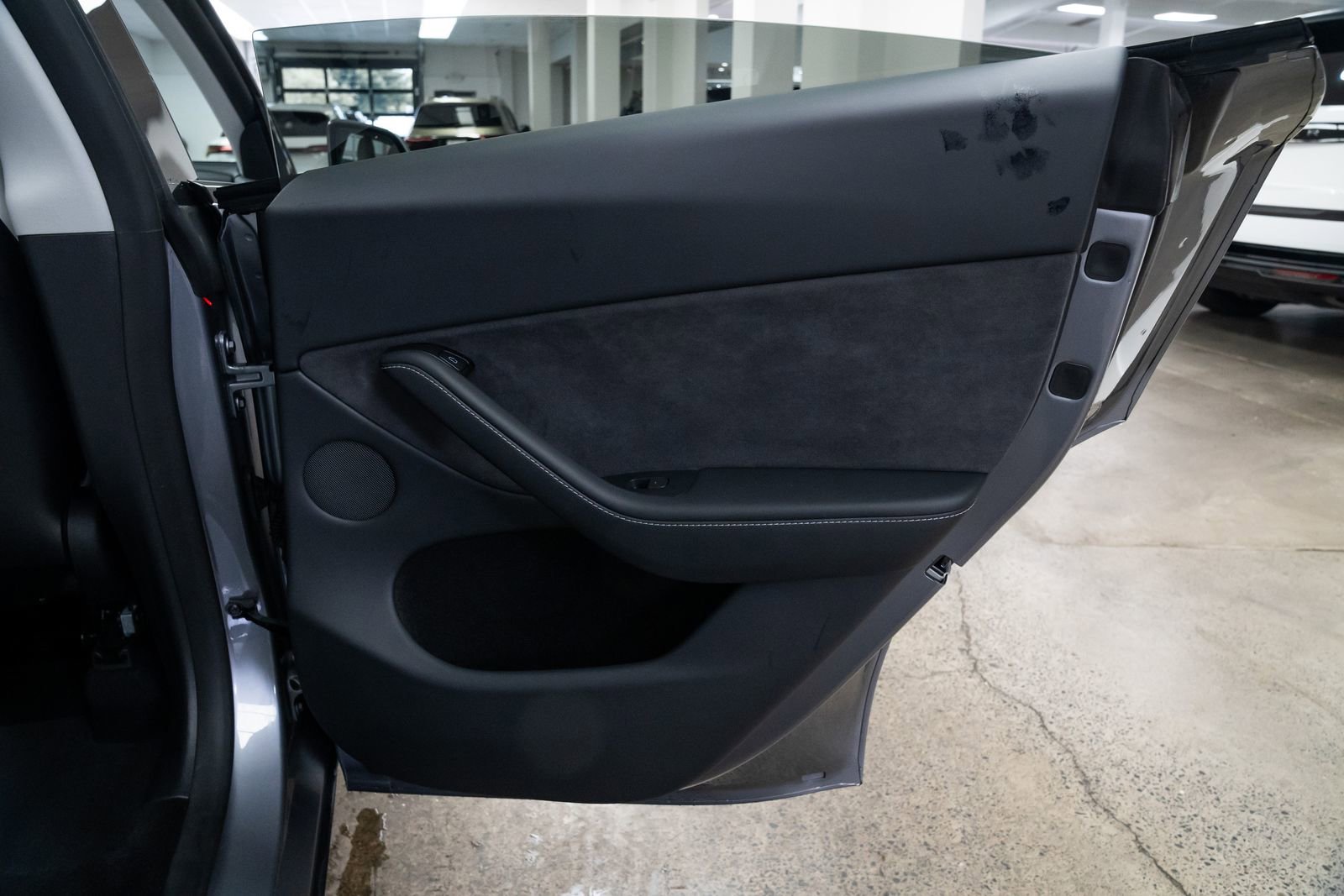 Used 2024 Tesla Model Y Performance image 20