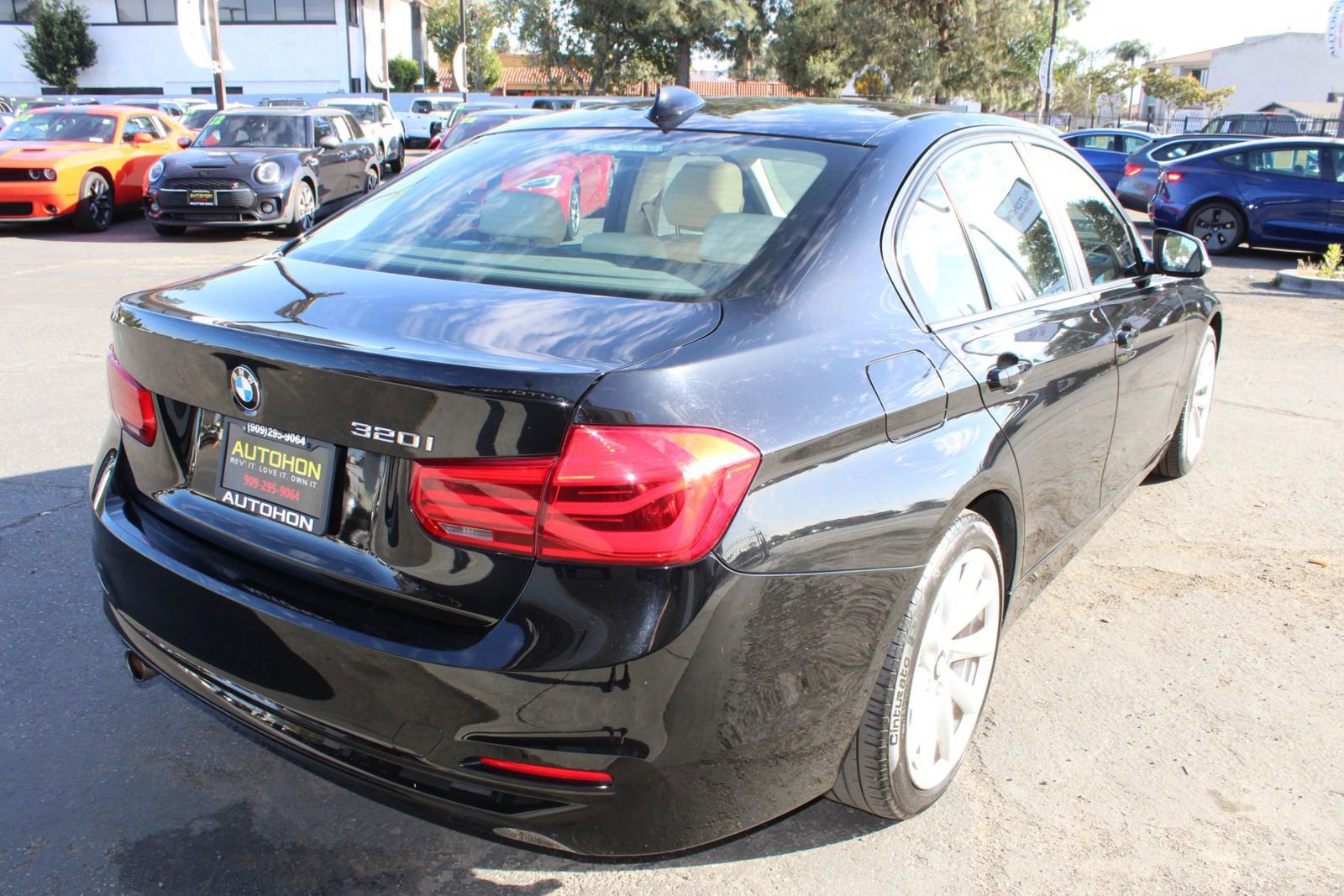 Used 2018 BMW 320i Sedan RWD image 39