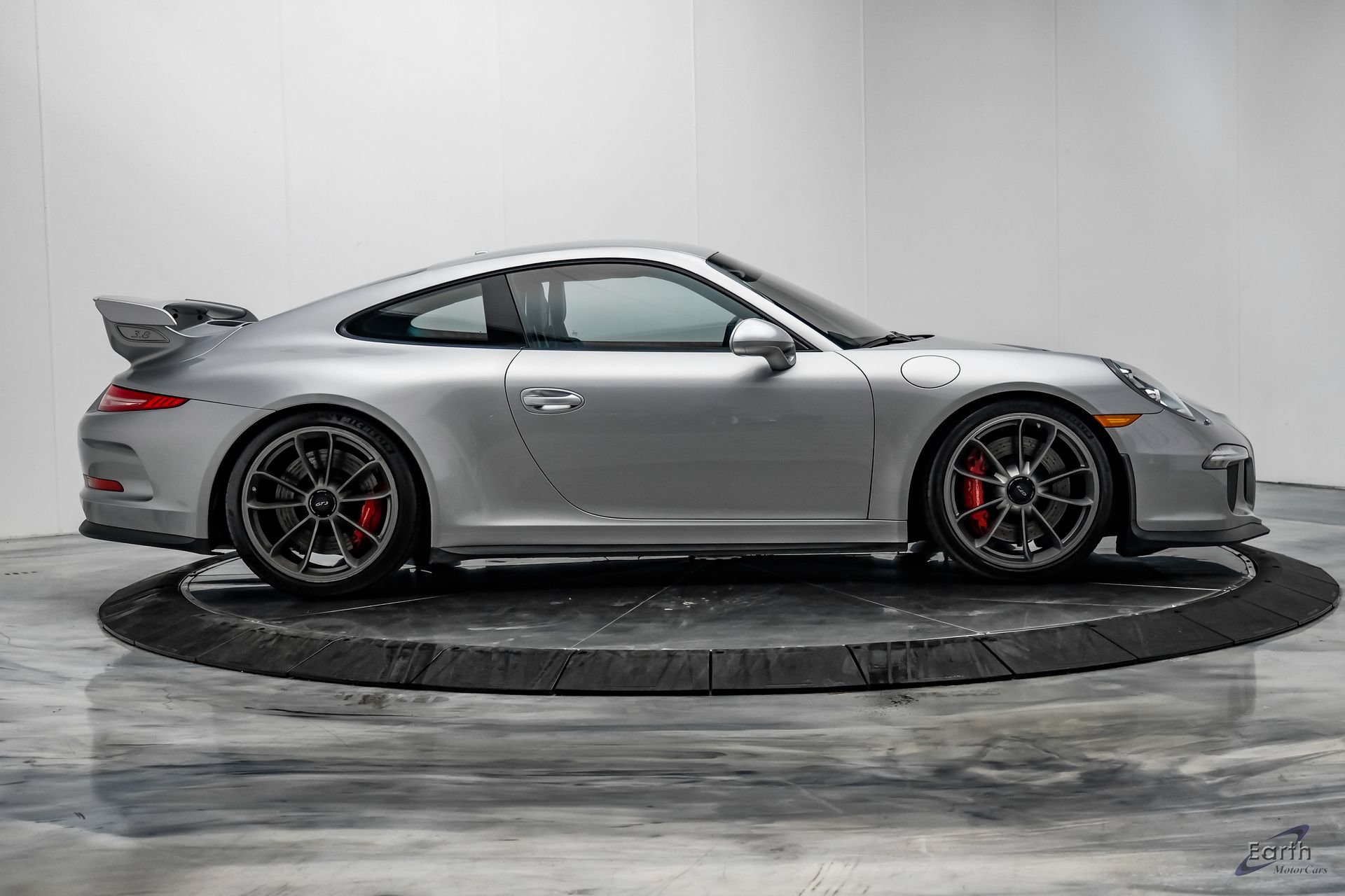 Used 2015 Porsche 911 GT3 RWD image 21