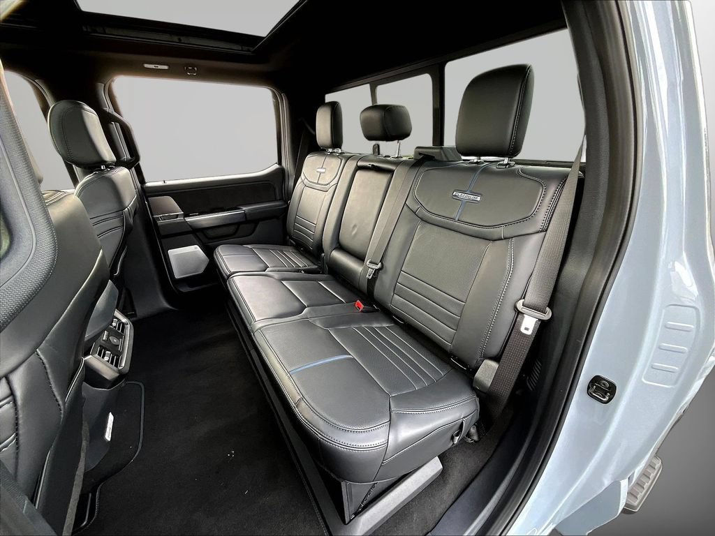 New 2026 Ford F350 Platinum w/ Tremor Off-Road Package AWD/4WD image 28