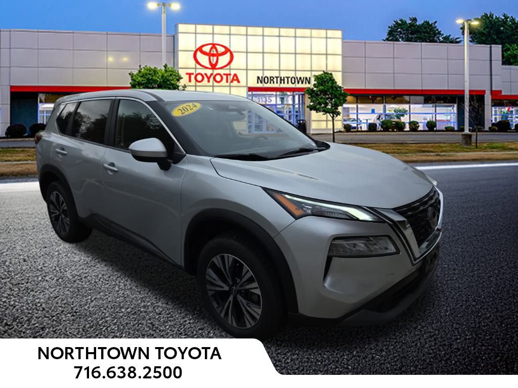 Used 2023 Nissan Rogue SV