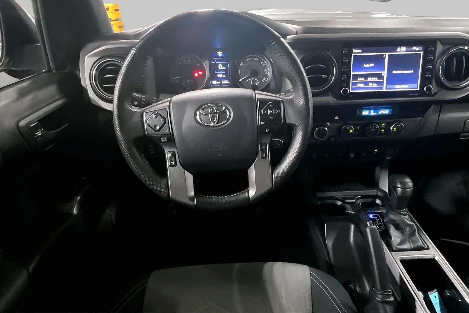 Used 2023 Toyota Tacoma TRD Sport w/ Technology Package AWD/4WD image 6