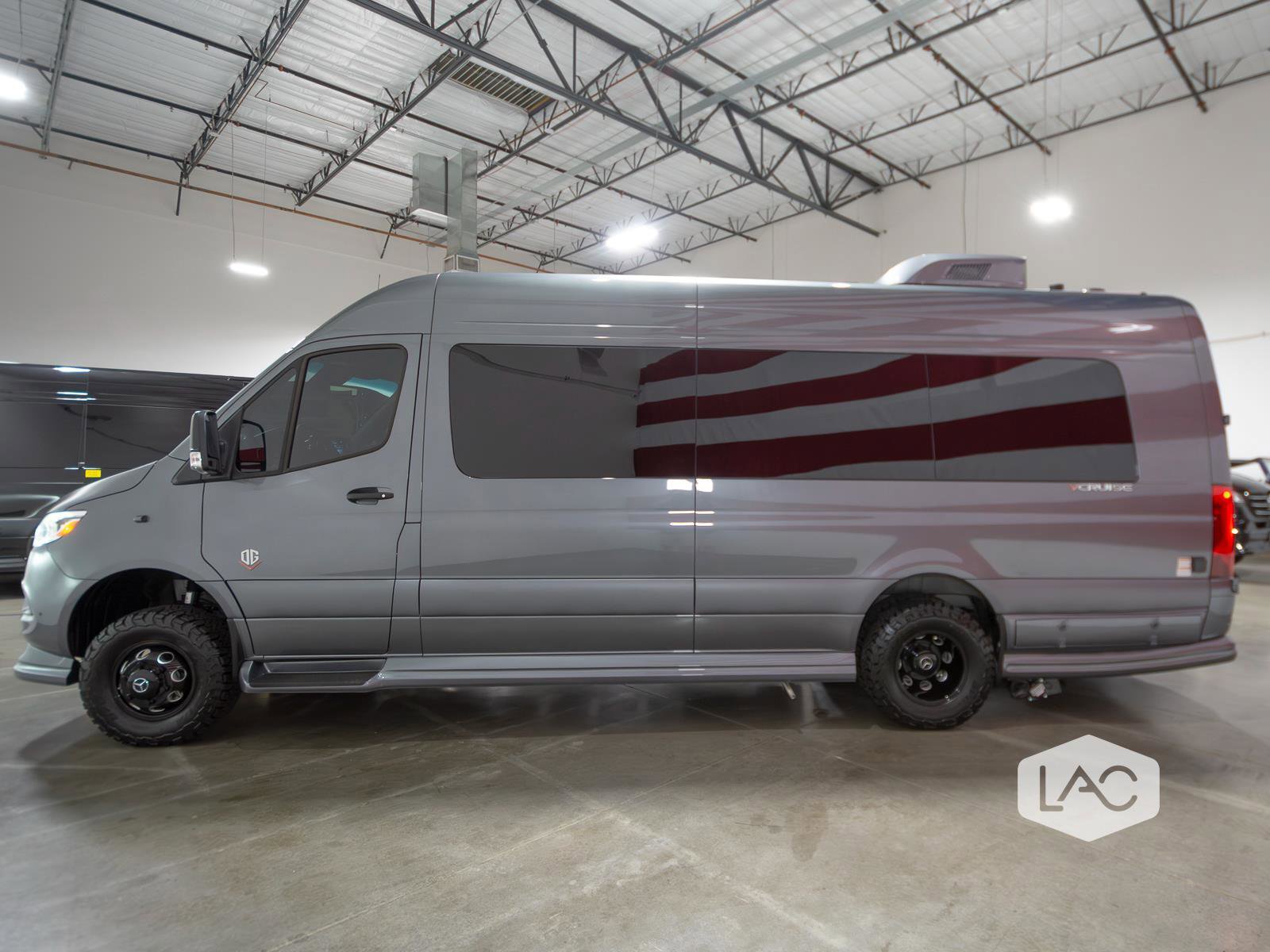 Used 2025 Mercedes-Benz Sprinter 3500 image 32