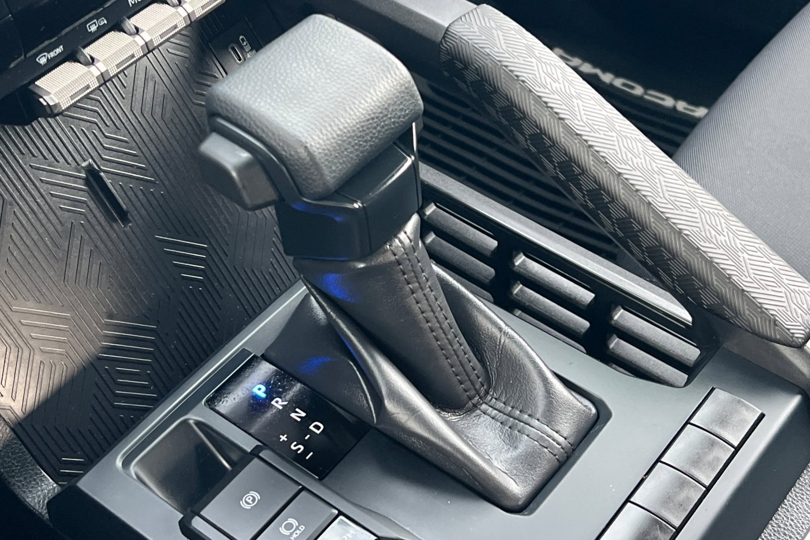 Used 2024 Toyota Tacoma SR5 image 17