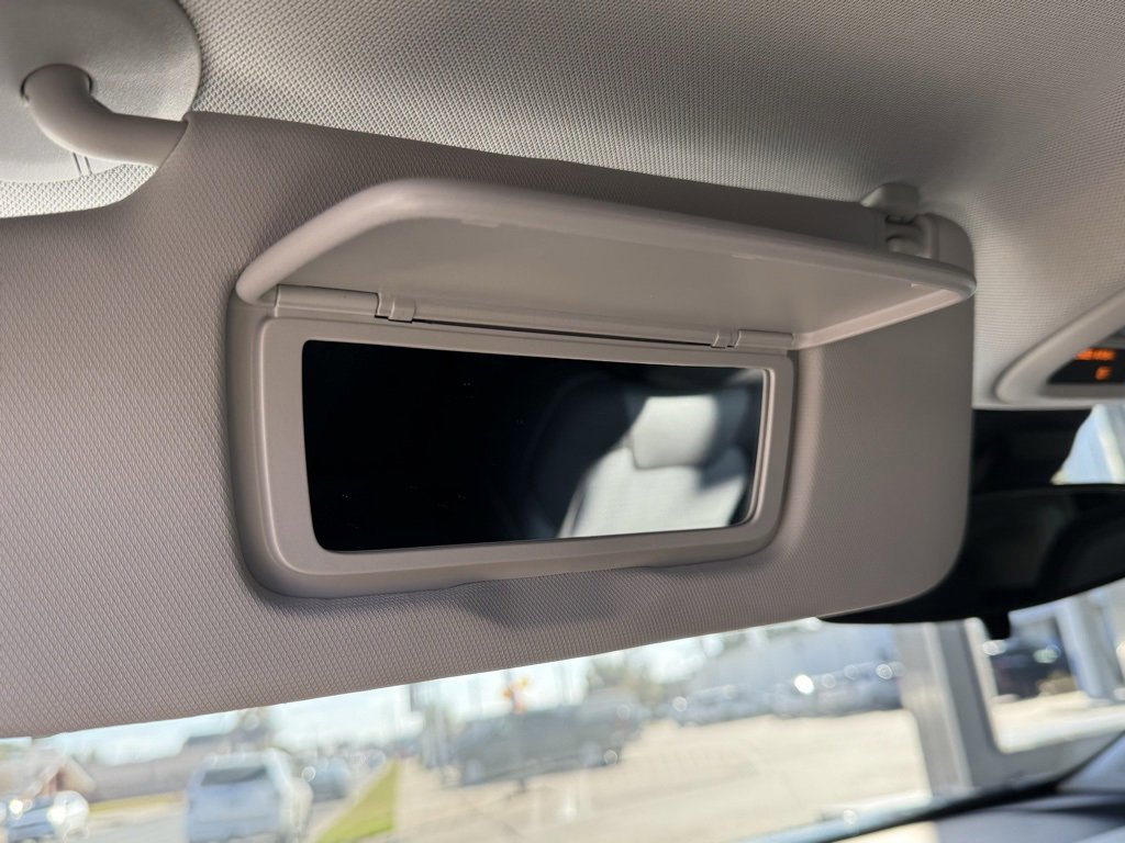 New 2026 Chevrolet Trax LT w/ Sunroof Package image 19