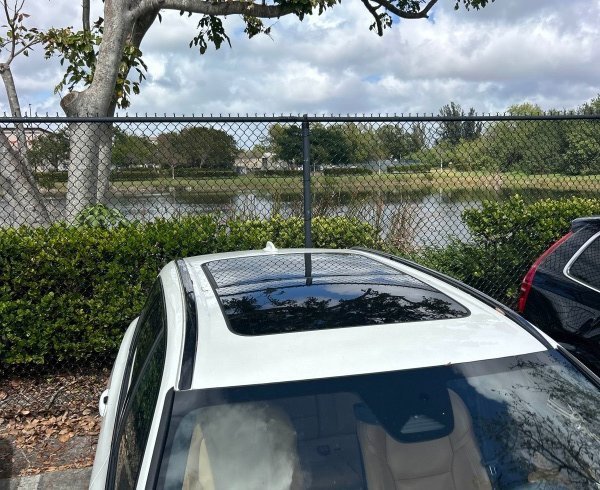 Certified 2023 Volvo XC60 B5 Ultimate w/ Protection Package Premier FWD image 3