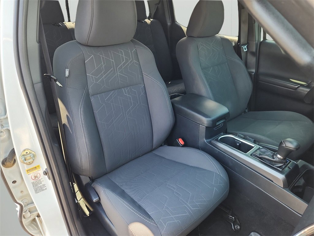 Used 2017 Toyota Tacoma SR5 image 15