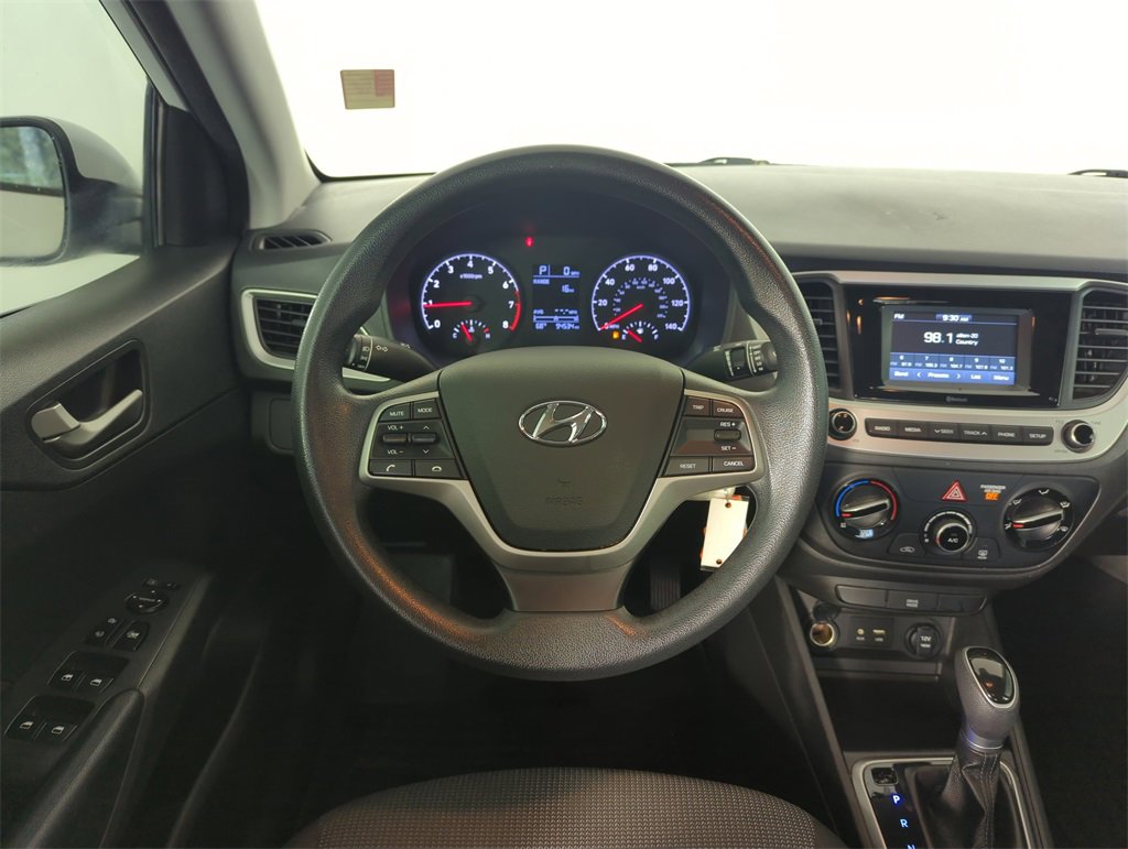 Used 2021 Hyundai Accent SE image 17