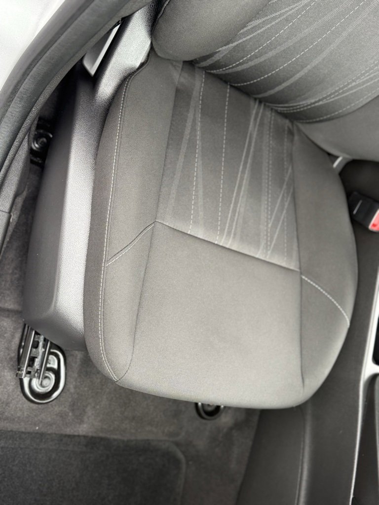 Used 2018 Ford Focus SE image 11