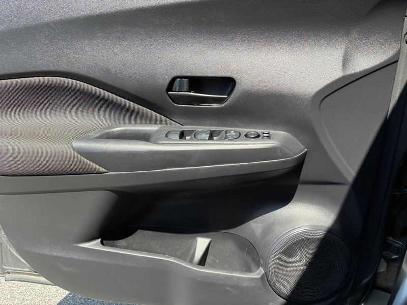 Used 2020 Nissan Kicks S FWD image 15