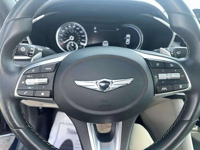Used 2023 Genesis G70 2.0T image 6