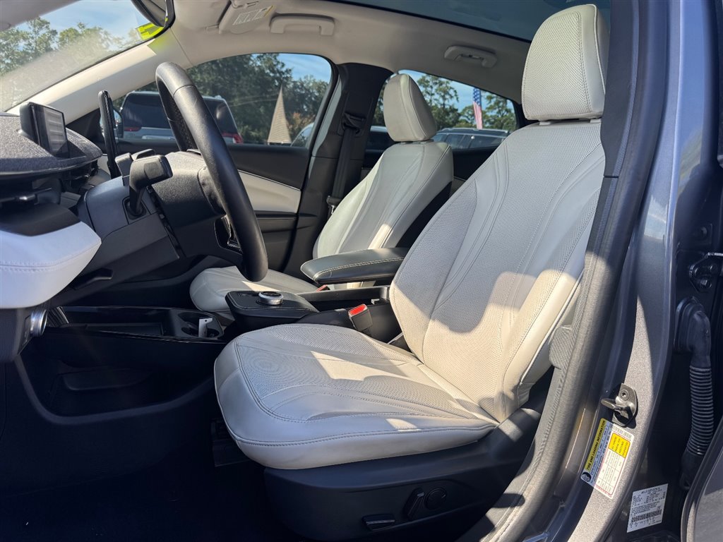 Used 2021 Ford Mustang Mach-E Premium RWD image 17