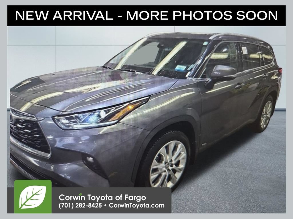 Used 2023 Toyota Highlander Limited