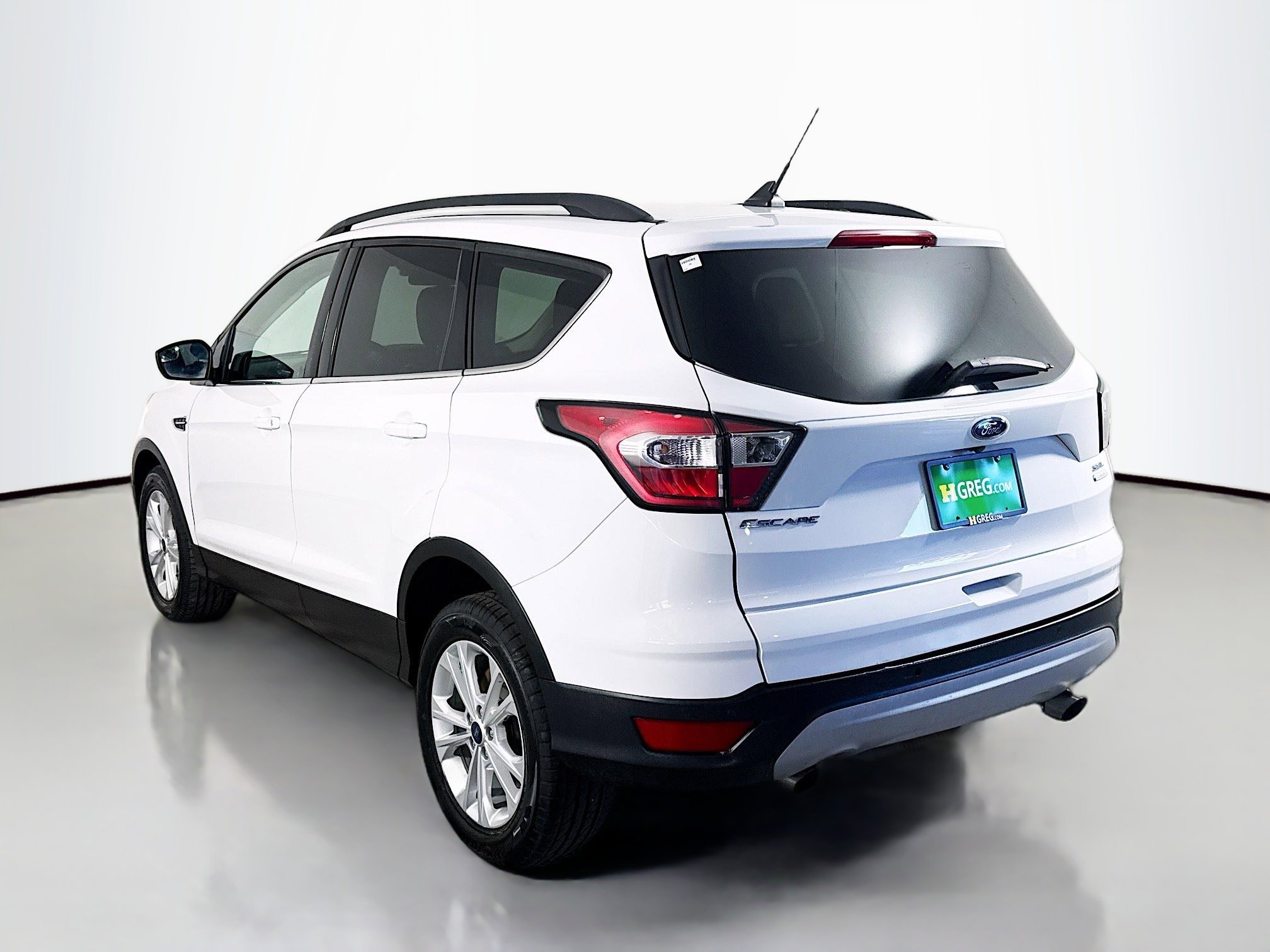 Used 2018 Ford Escape SEL FWD image 7