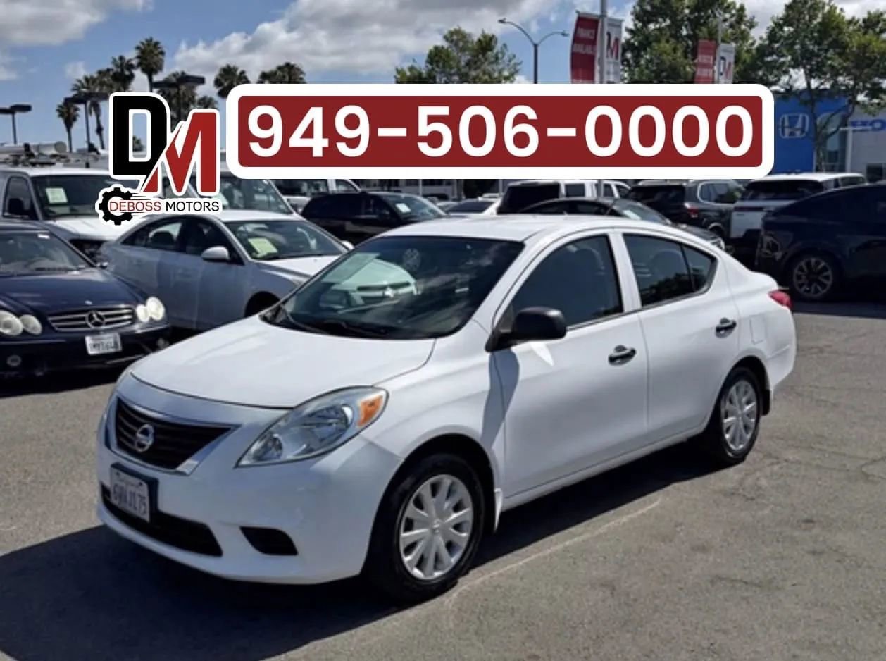 Used 2012 Nissan Versa S w/ Cruise Control Pkg FWD image 1