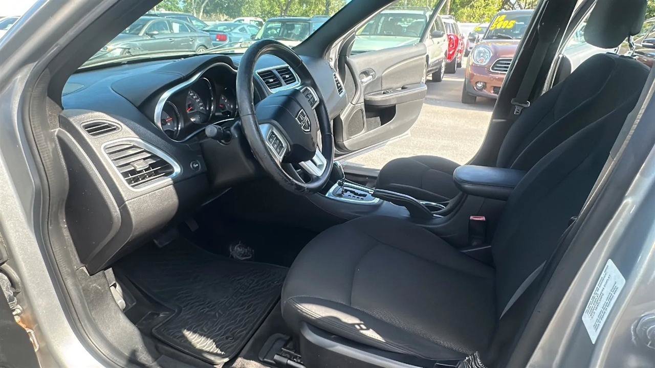 Used 2013 Dodge Avenger SXT FWD image 24
