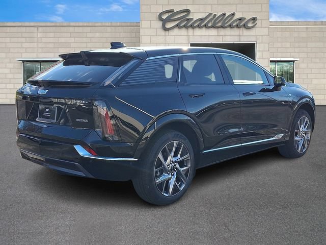 New 2026 Cadillac Optiq Luxury 2 AWD/4WD image 3