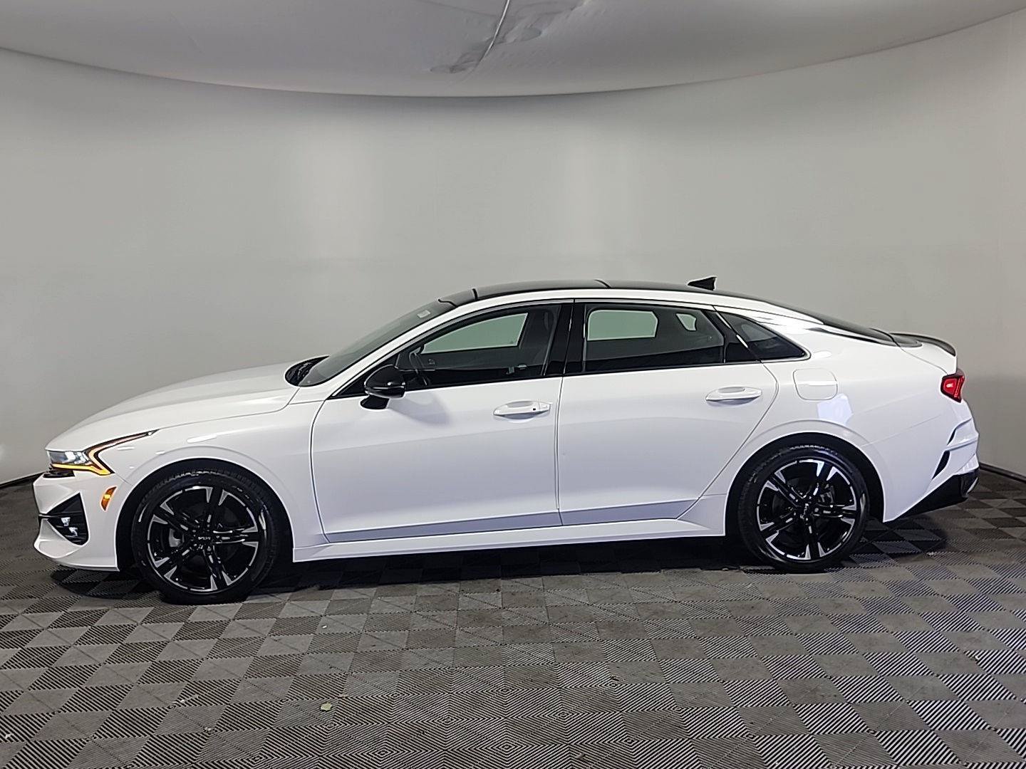 Certified 2023 Kia K5 GT-Line AWD/4WD image 11