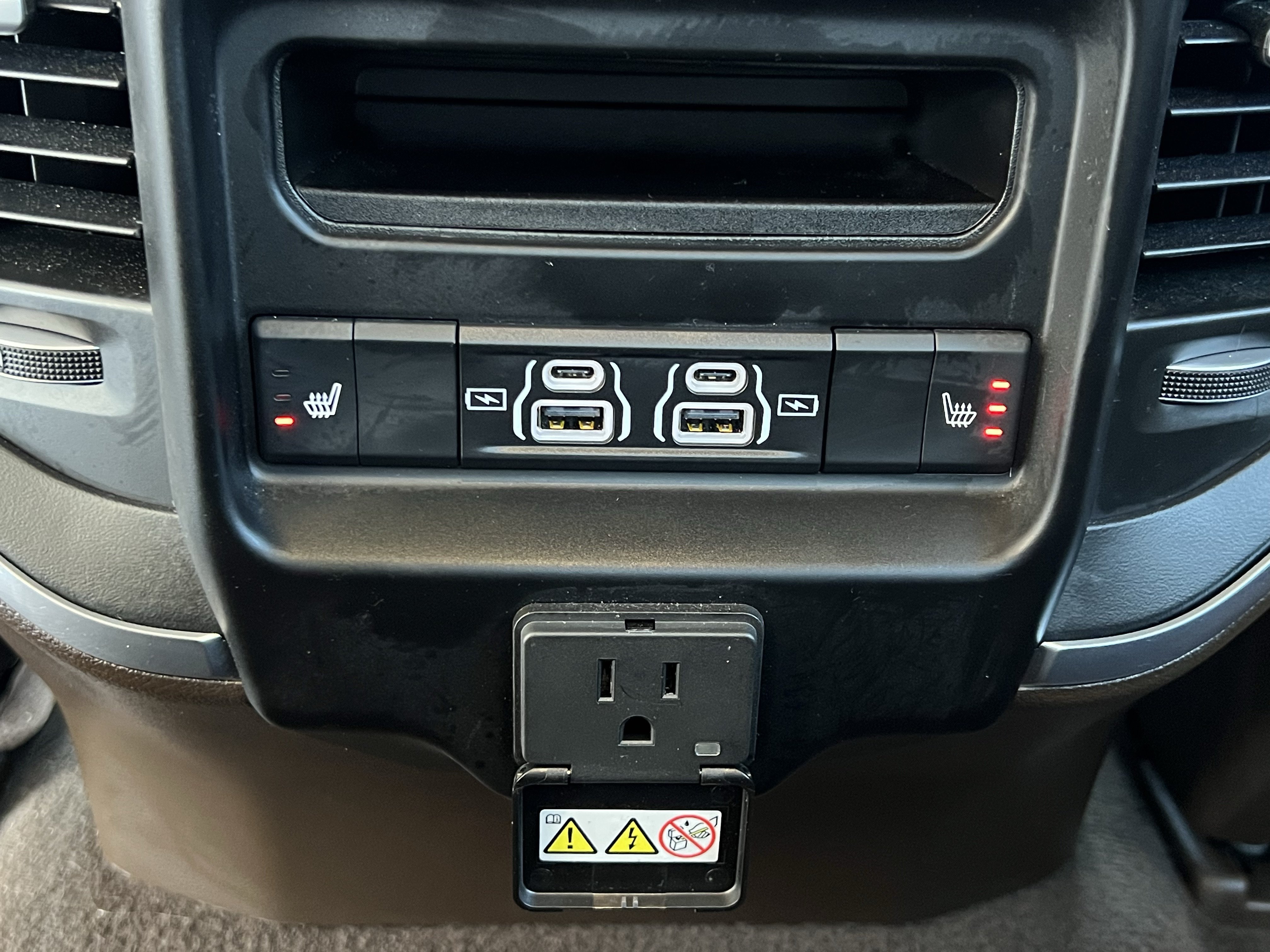 Used 2025 RAM 1500 Laramie w/ Bed Utility Group AWD/4WD image 60