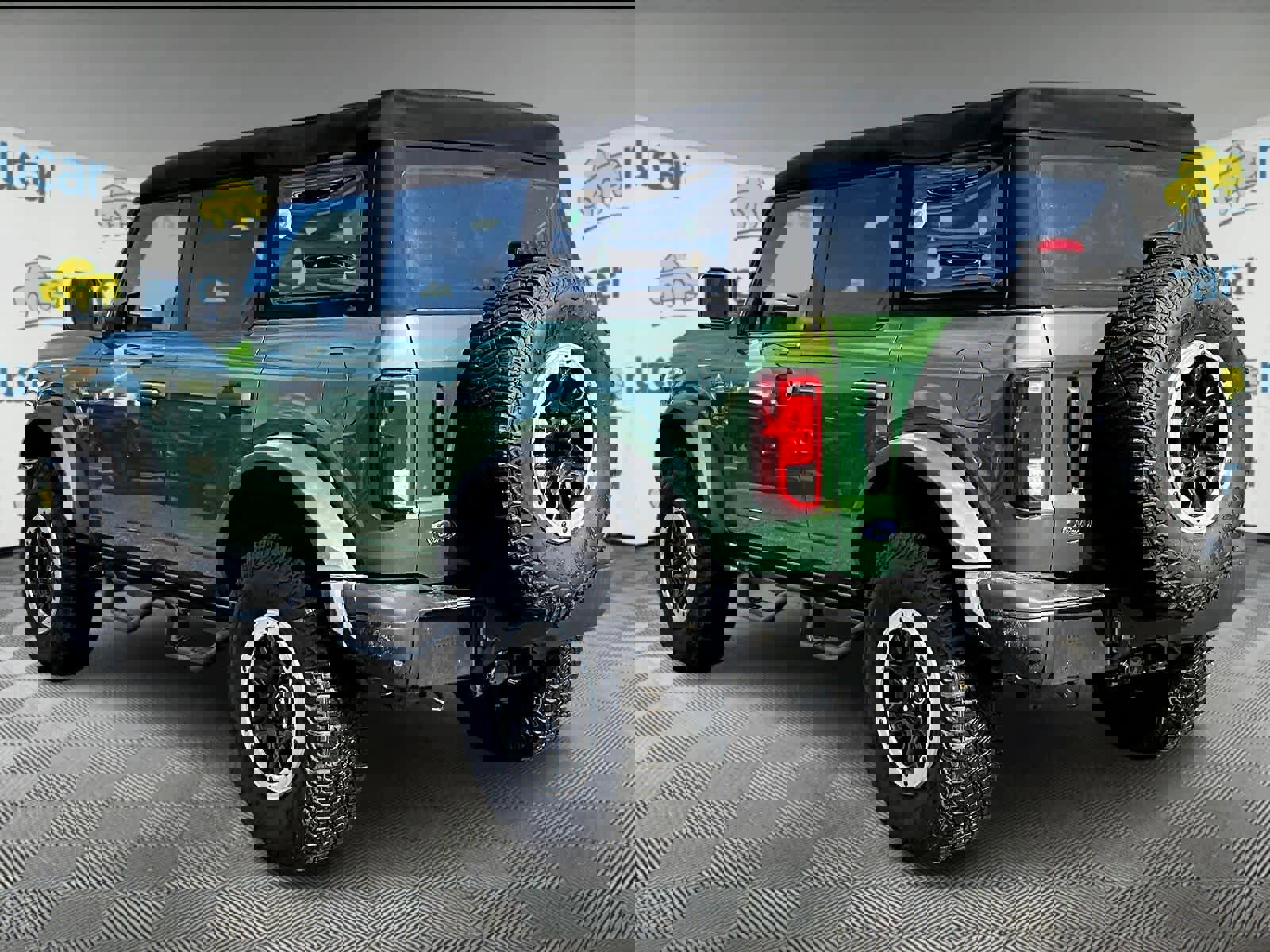 Used 2023 Ford Bronco Black Diamond w/ Sasquatch Package image 4