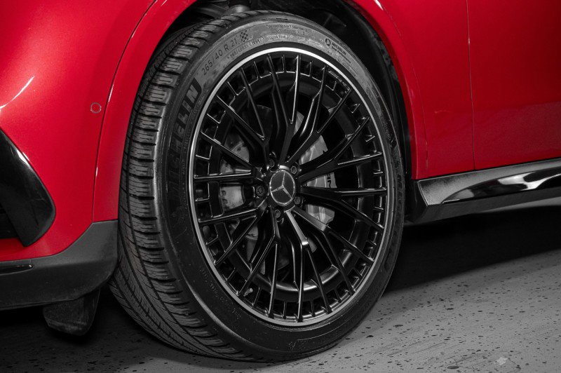 Certified 2024 Mercedes-Benz GLC 43 AMG 4MATIC image 9