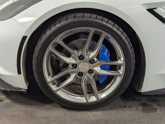 Used 2015 Chevrolet Corvette Stingray Coupe w/ 2LT Preferred Equipment Group image 9