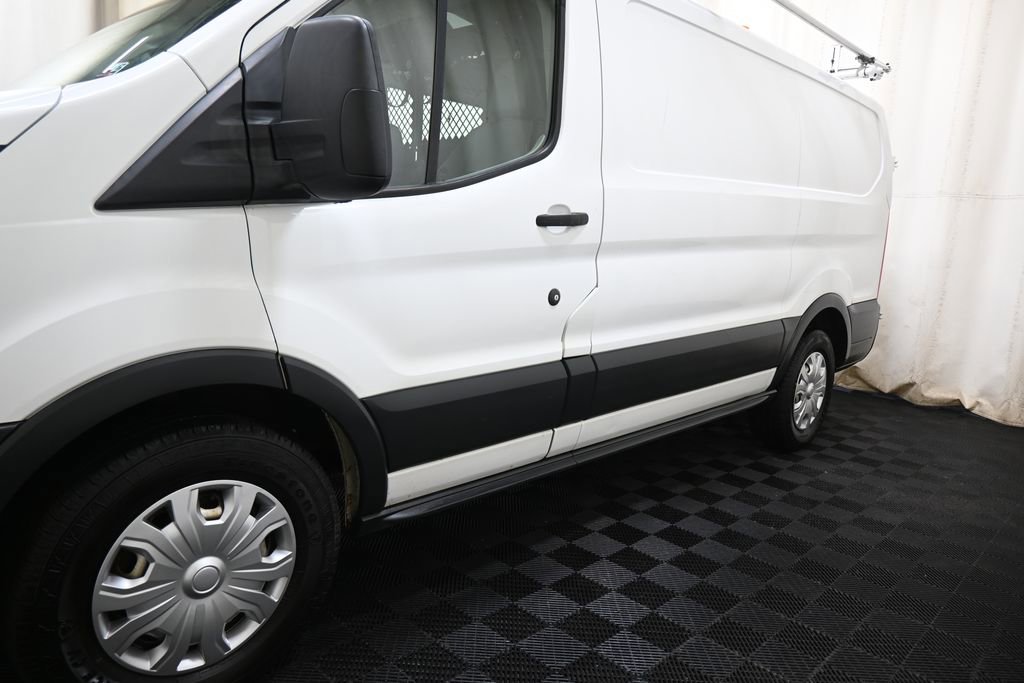 Used 2015 Ford Transit 150 130 Low Roof RWD image 7