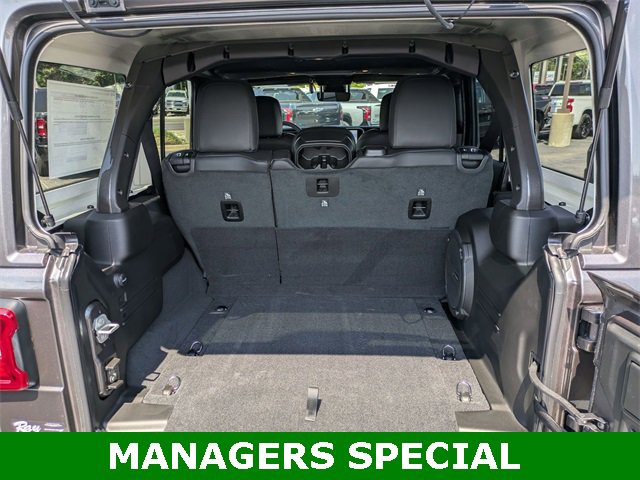 New 2025 Jeep Wrangler Sahara image 27