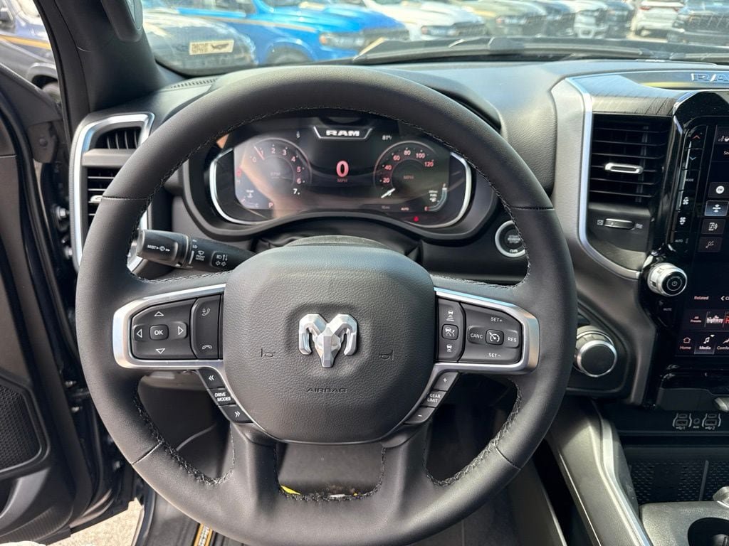 New 2026 RAM 1500 Big Horn AWD/4WD image 9