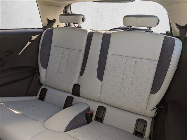 Certified 2025 MINI Cooper 2-Door Hardtop image 17