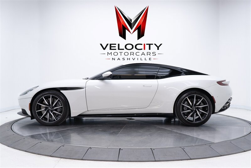 Used 2018 Aston Martin DB11 V12 RWD image 9