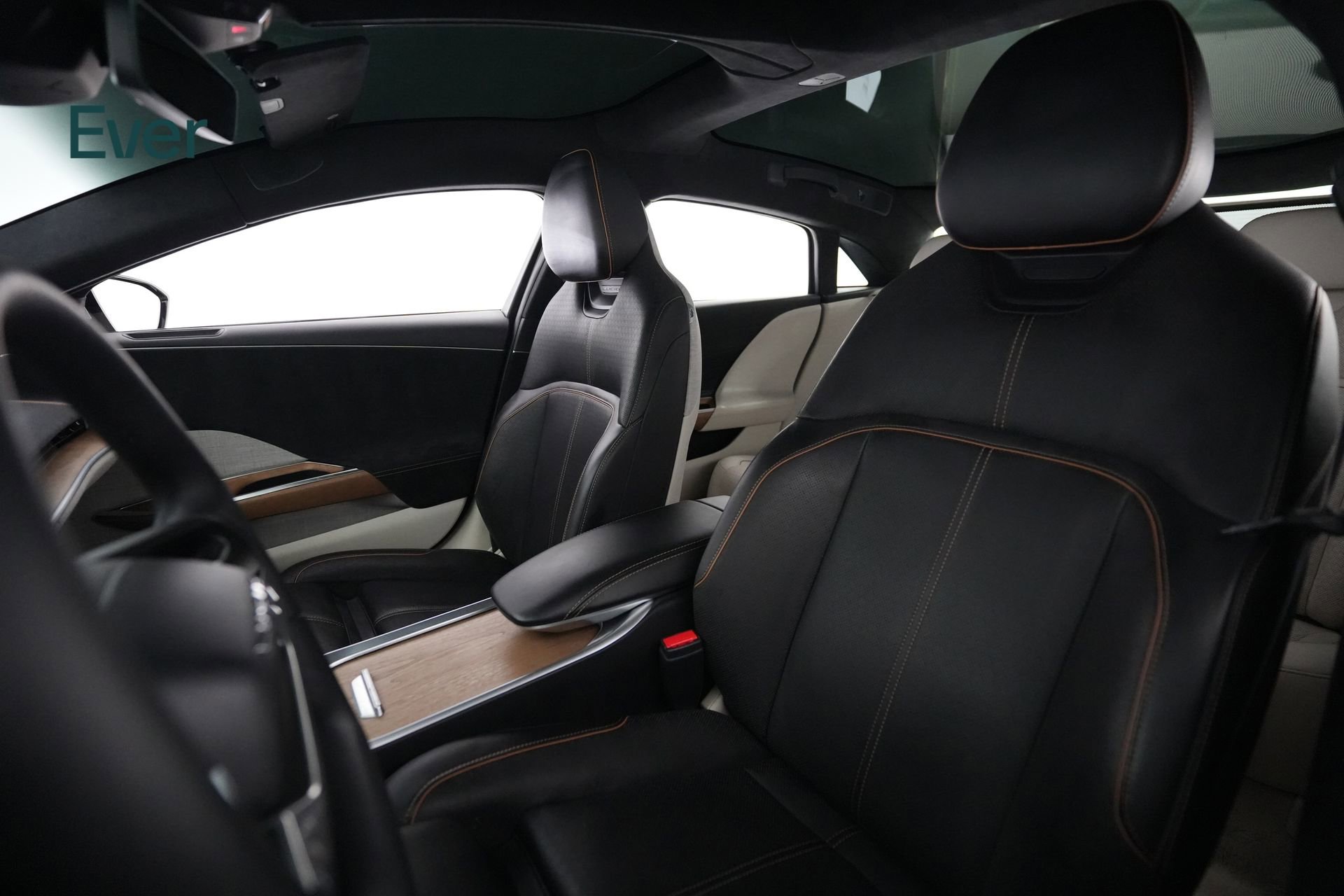 Used 2023 Lucid Air Grand Touring AWD/4WD image 4