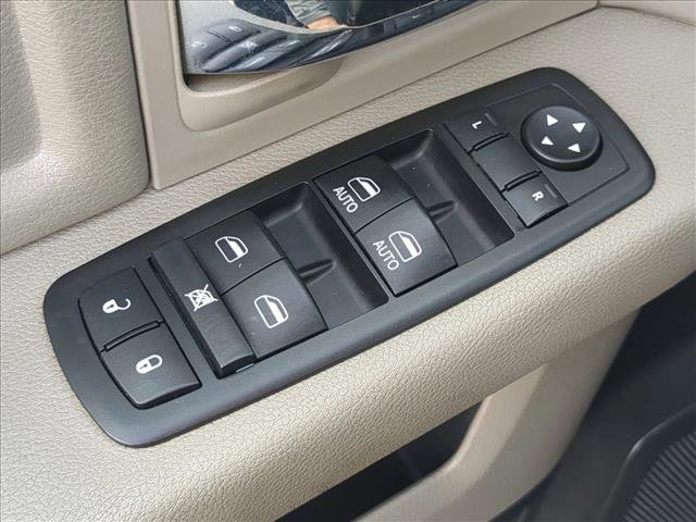Used 2012 RAM 1500 Classic SLT w/ Remote Start & Security Group AWD/4WD image 11