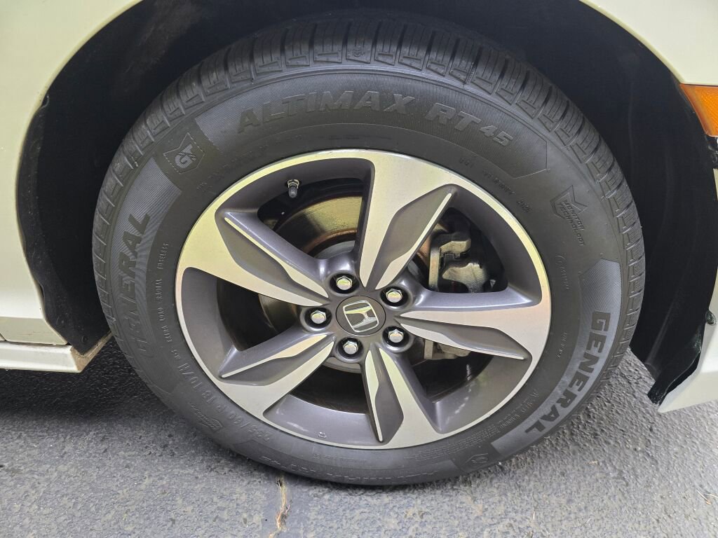 Used 2019 Honda Odyssey Touring image 11