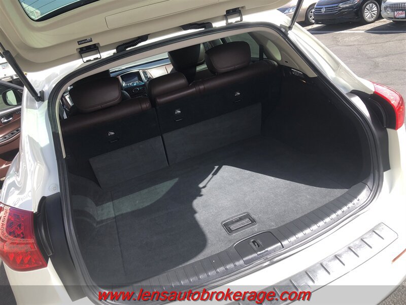 Used 2017 INFINITI QX50 2WD w/ Premium Plus Package image 19