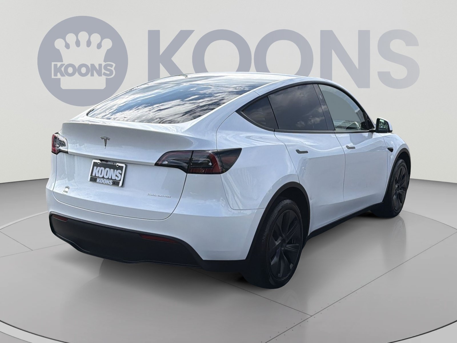 Used 2025 Tesla Model Y Long Range AWD/4WD image 7