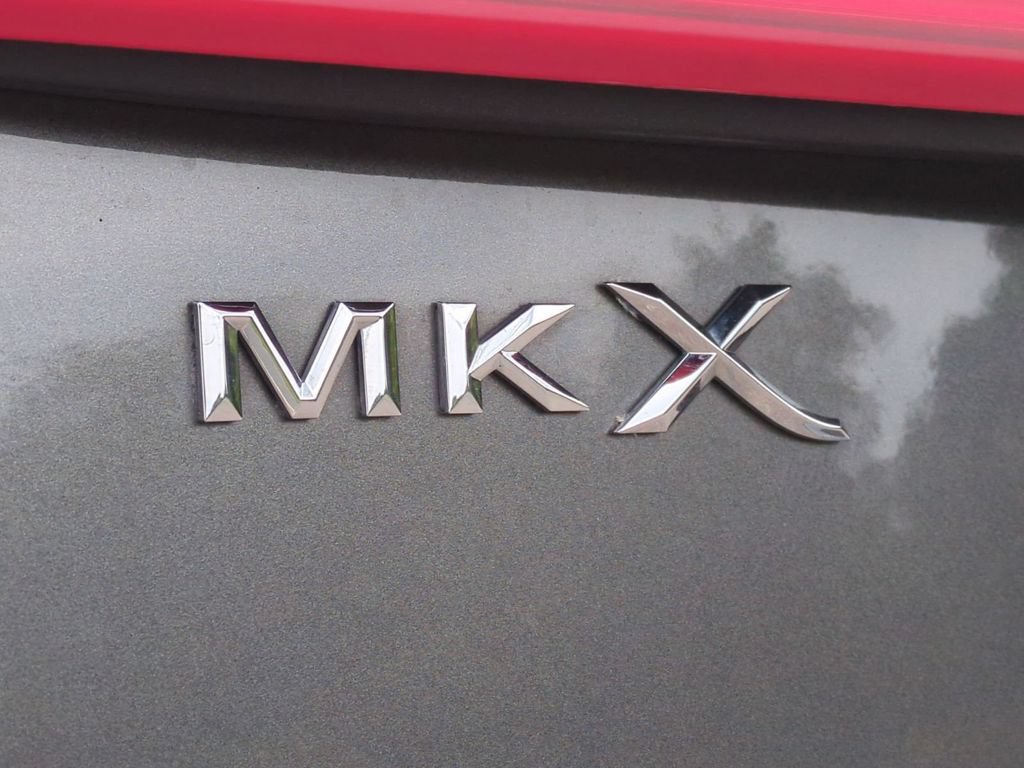 Used 2017 Lincoln MKX Select FWD image 10