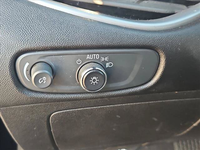 Used 2023 Chevrolet Malibu LT FWD image 16
