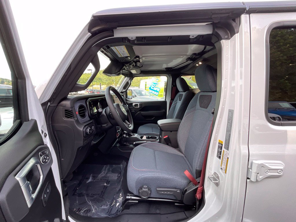 New 2026 Jeep Wrangler Unlimited Sport AWD/4WD image 9