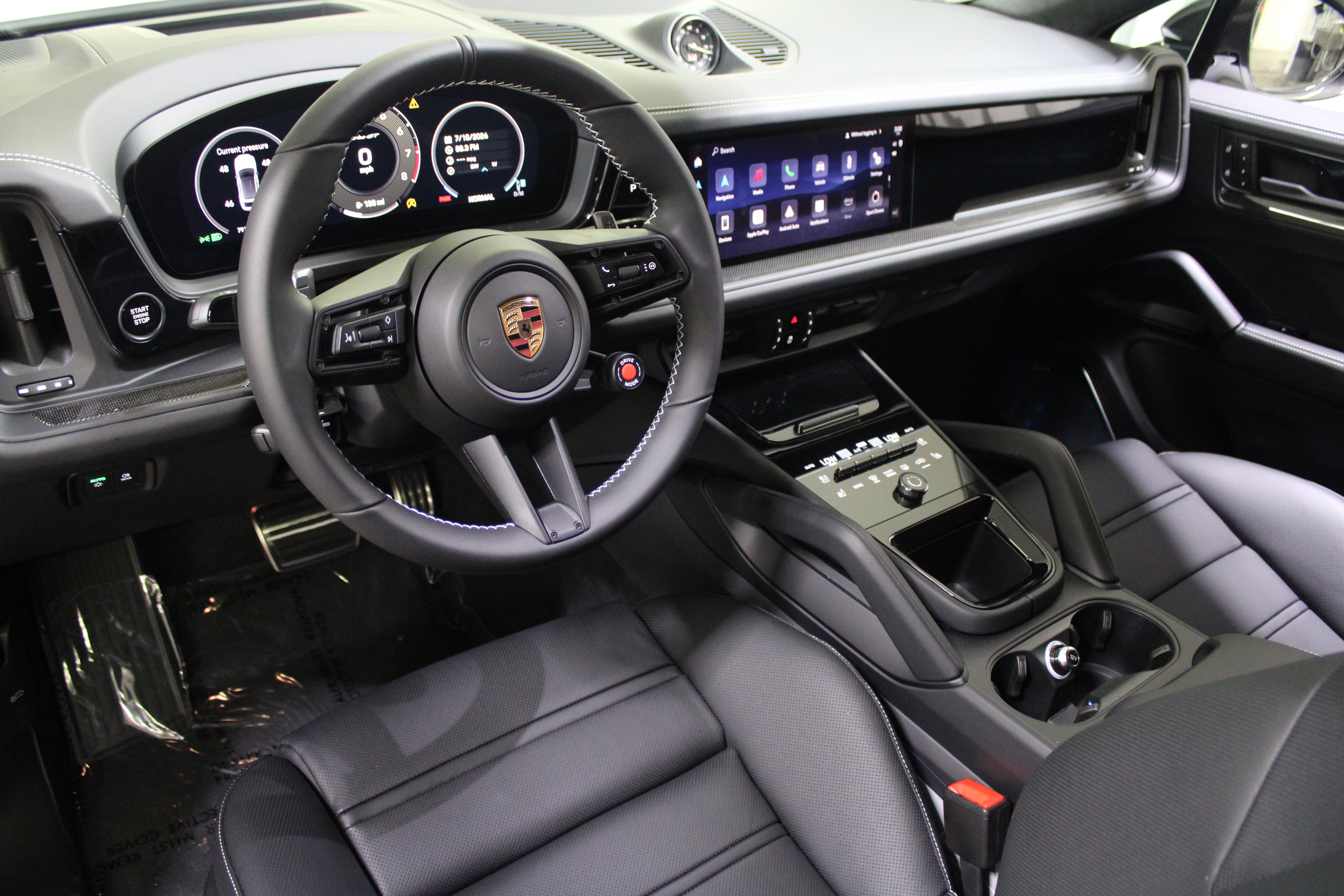 New 2026 Porsche Cayenne Turbo GT AWD/4WD image 4