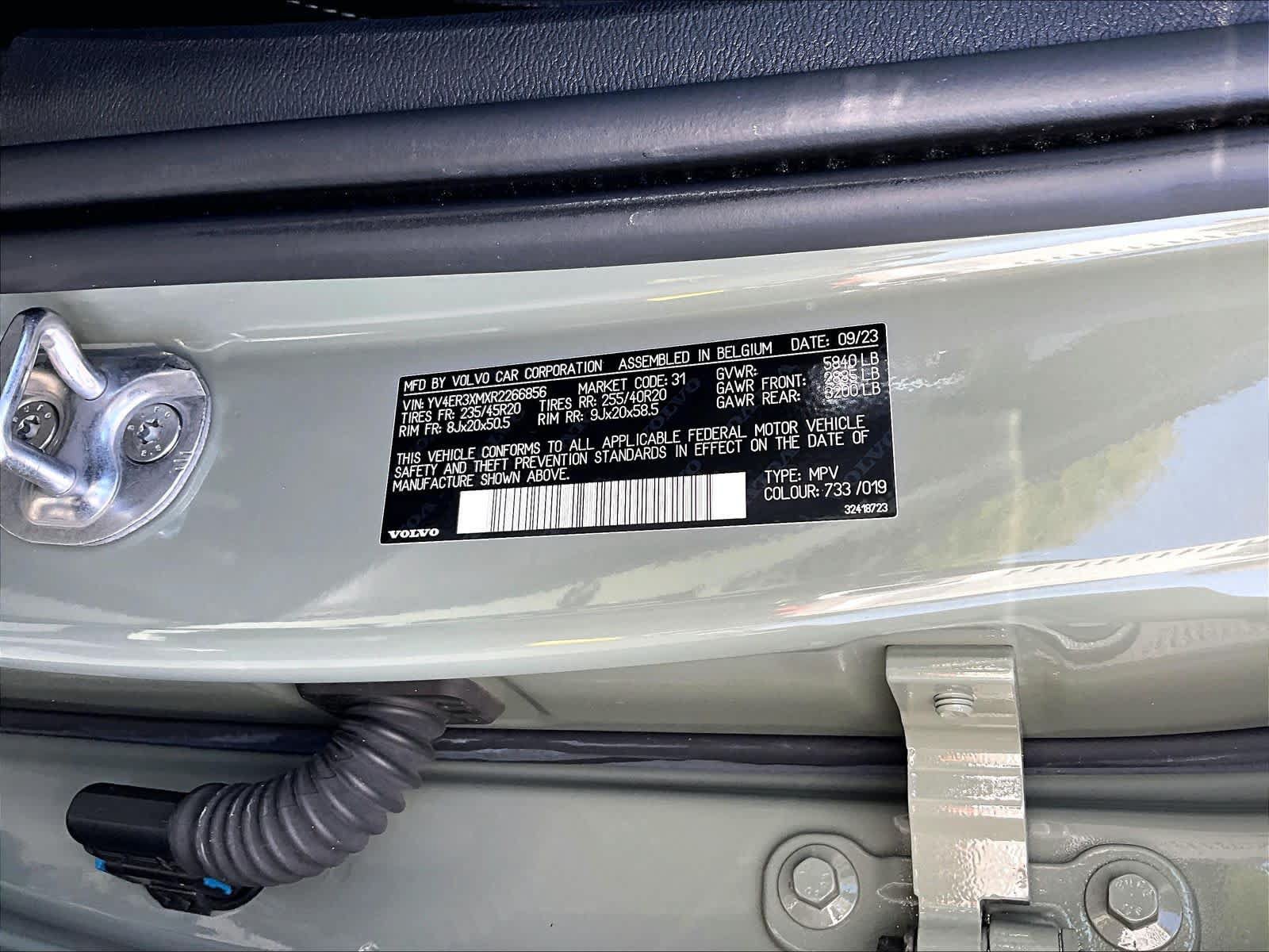 Used 2024 Volvo XC40 Recharge Ultimate w/ Protection Package Premier AWD/4WD image 36