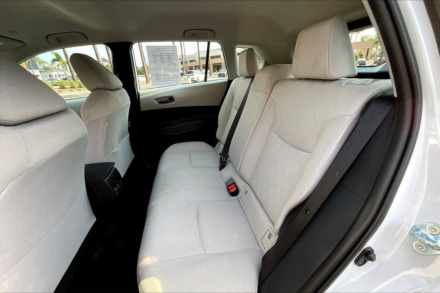 Used 2026 Toyota Corolla Cross L image 18