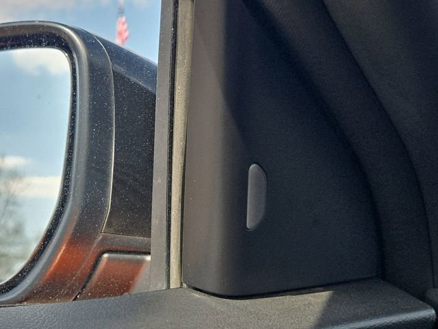 Certified 2022 Nissan Kicks SR FWD image 31