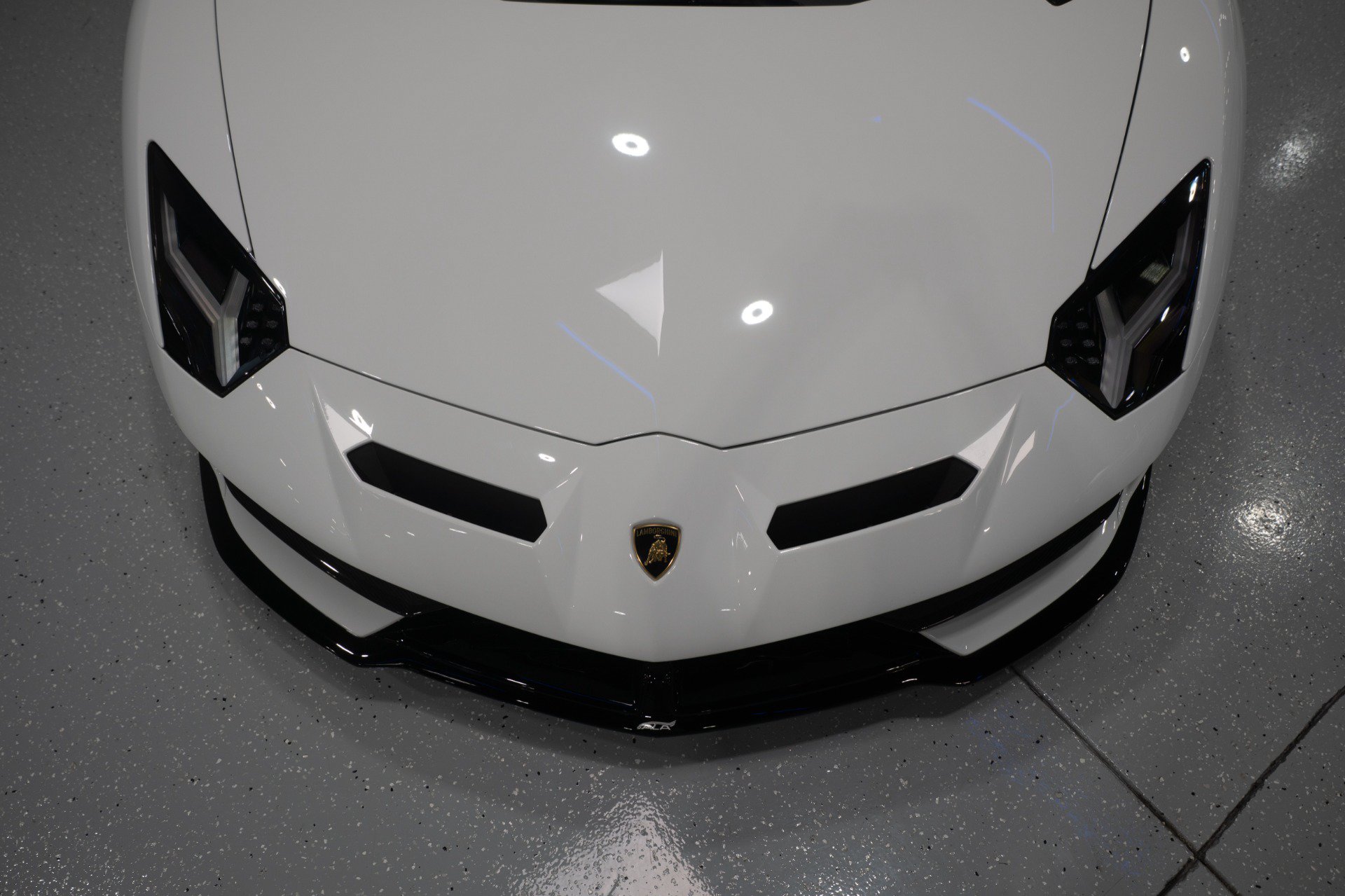 Used 2020 Lamborghini Aventador SVJ AWD/4WD image 27