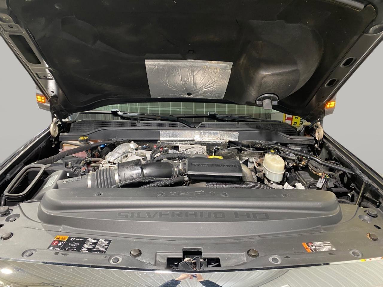 Used 2018 Chevrolet Silverado 3500 LT w/ LT Convenience Package AWD/4WD image 23