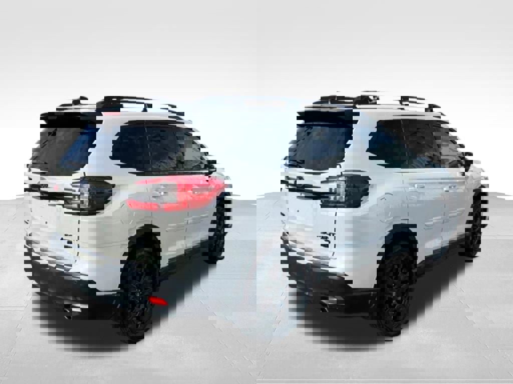 Used 2025 Subaru Ascent Onyx Edition w/ Onyx Package image 5