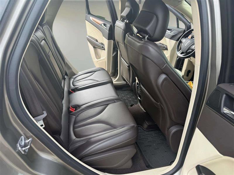 Used 2016 Lincoln MKC Reserve w/ Lincoln MKC Climate Package image 21